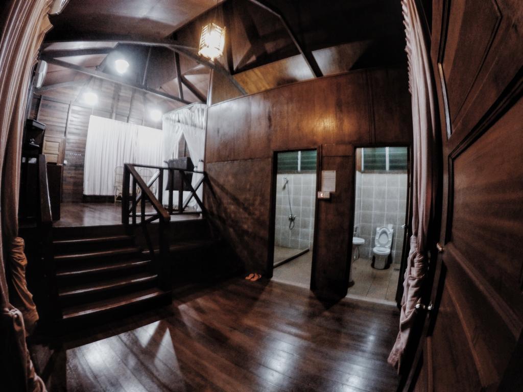 Bilit Rainforest Lodge Sandakan Eksteriør bilde